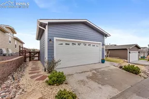 4327 Kingfisher Point, Colorado Springs, CO 80922 - Photo 39