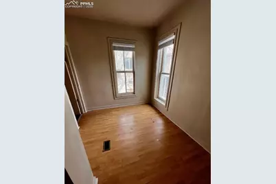 211 Broadway Avenue, Pueblo, CO 81004 - Photo 11