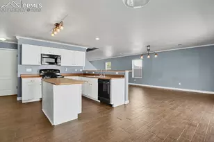 7934 Campground Dr, Fountain, CO 80817 - Photo 15