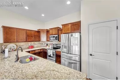 8387 Snow Cap View, Colorado Springs, CO 80920 - Photo 9