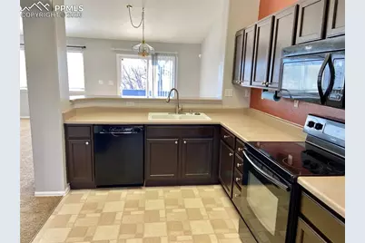 875 Aspenglow Lane, Colorado Springs, CO 80916 - Photo 5