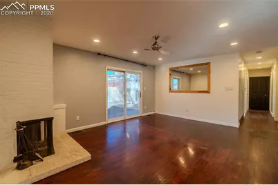 816 S Circle Drive, Colorado Springs, CO 80910 - Photo 5