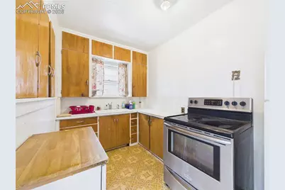 1710 E 11th Street, Pueblo, CO 81001 - Photo 17