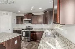 10677 Traders Pkwy, Fountain, CO 80817 - Photo 13