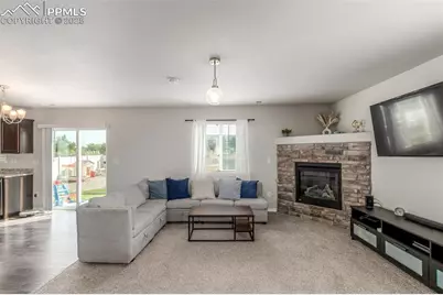 10677 Traders Parkway, Fountain, CO 80817 - Photo 11