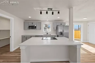 2905 Garden Hill Drive, Colorado Springs, CO 80904 - Photo 7