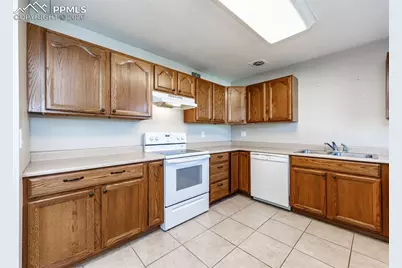 2415 Byers Avenue, Colorado Springs, CO 80905 - Photo 13