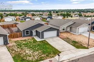 1347 Rivers Run Ave, Pueblo, CO 81001 - Photo 3
