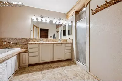 17522 Abert Ridge View, Colorado Springs, CO 80908 - Photo 21