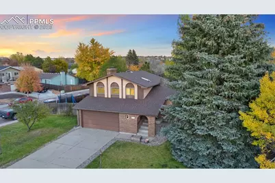 2095 Seven Arrow Drive, Colorado Springs, CO 80915 - Photo 5