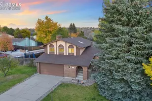 2095 7 Arrow Dr, Colorado Springs, CO 80915 - Photo 5