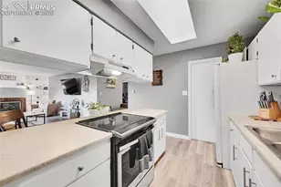 421 S Chelton Rd, Colorado Springs, CO 80910 - Photo 7