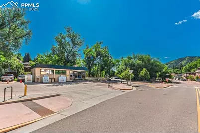 1106 Manitou Avenue, Manitou Springs, CO 80829 - Photo 3