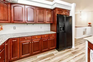 9506 Hollydale Ct, Colorado Springs, CO 80920 - Photo 17