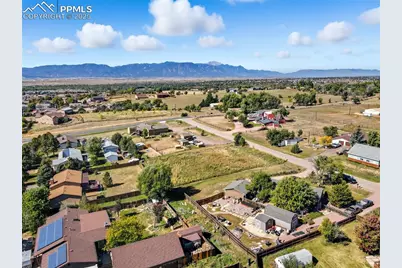 7 Circle C Road, Fountain, CO 80817 - Photo 3