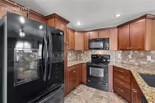 1510 Little Bear Creek Point, Colorado Springs, CO 80905 - Photo 11