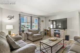 1309 Tappan Cir, Colorado Springs, CO 80909 - Photo 3