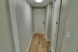 1126 E Moreno Ave, Colorado Springs, CO 80910 - Photo 5