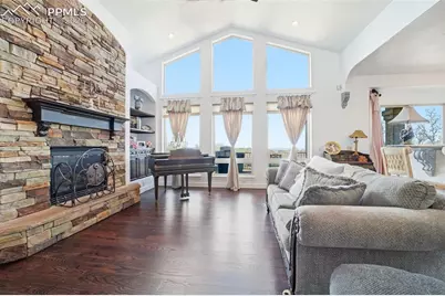 6085 Hardwick Drive, Colorado Springs, CO 80906 - Photo 9