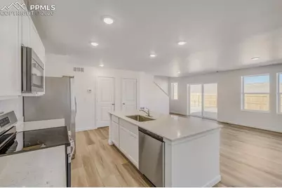 8922 Blue Feather Loop, Colorado Springs, CO 80908 - Photo 5