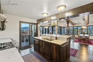 2190 Mesa Rd, Colorado Springs, CO 80904 - Photo 13