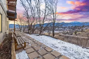 2190 Mesa Rd, Colorado Springs, CO 80904 - Photo 35