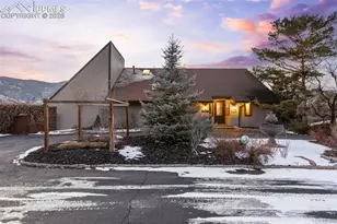 2190 Mesa Rd, Colorado Springs, CO 80904 - Photo 5