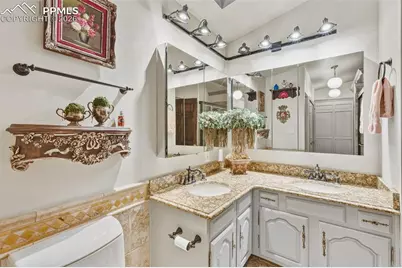 2190 Mesa Road, Colorado Springs, CO 80904 - Photo 21