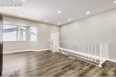 906 Arrawanna Street, Colorado Springs, CO 80909 - Photo 9