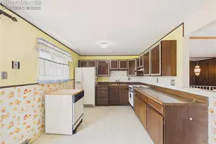 1301 N Murray Blvd, Colorado Springs, CO 80915 - Photo 11