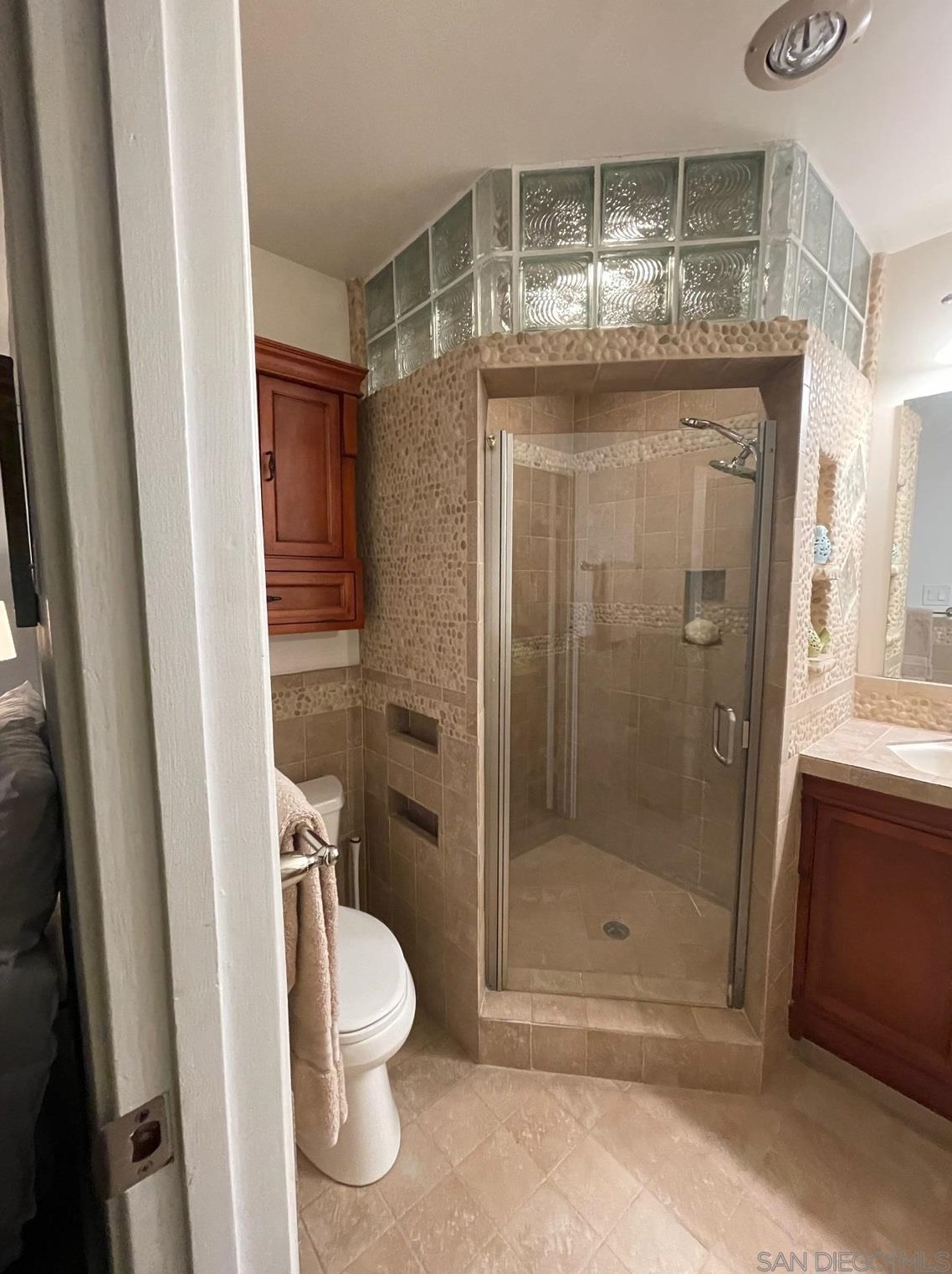 10109 Ramona Dr, Spring Valley CA  91977-1807 exterior
