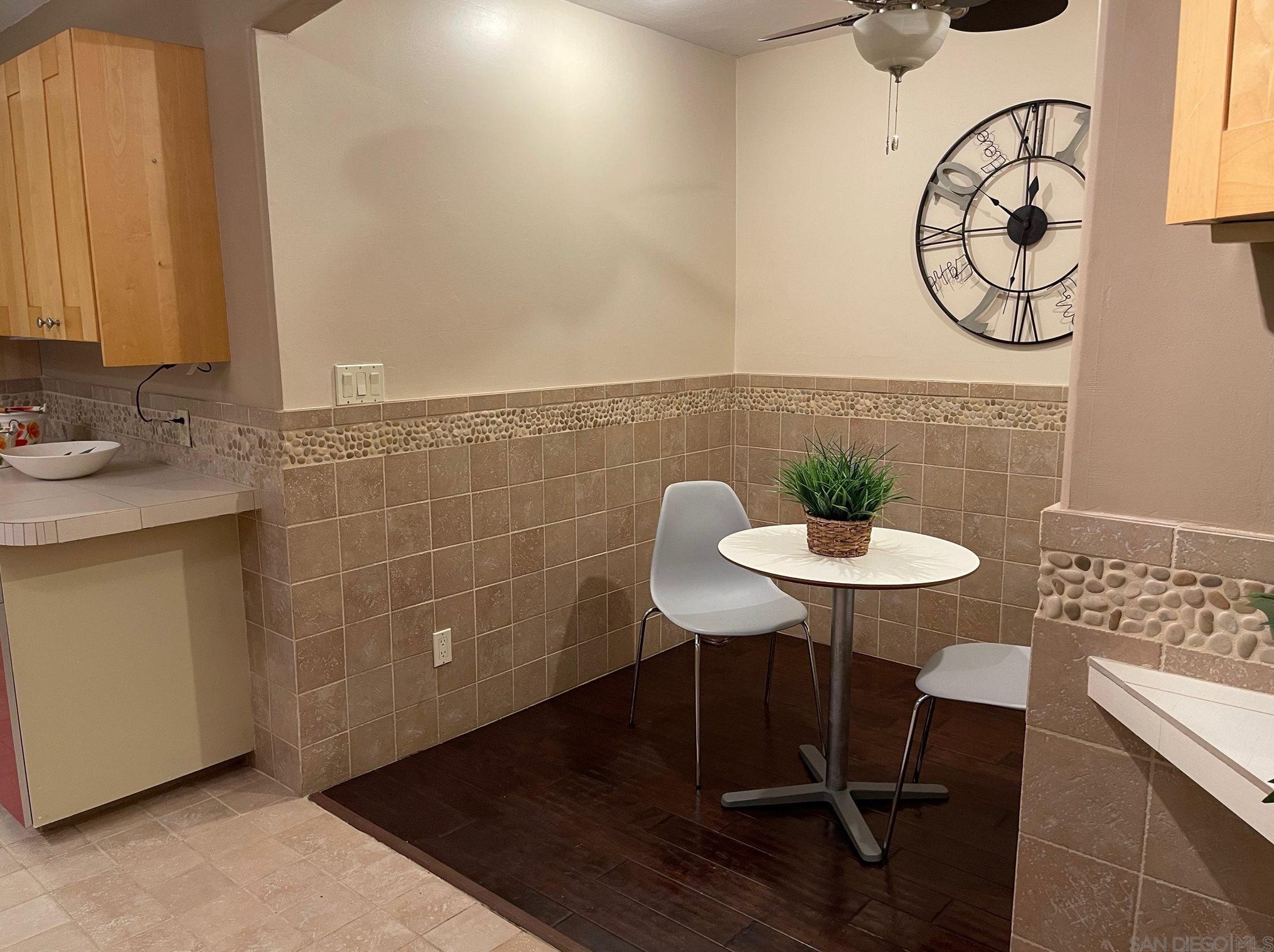 10109 Ramona Dr, Spring Valley CA  91977-1807 exterior