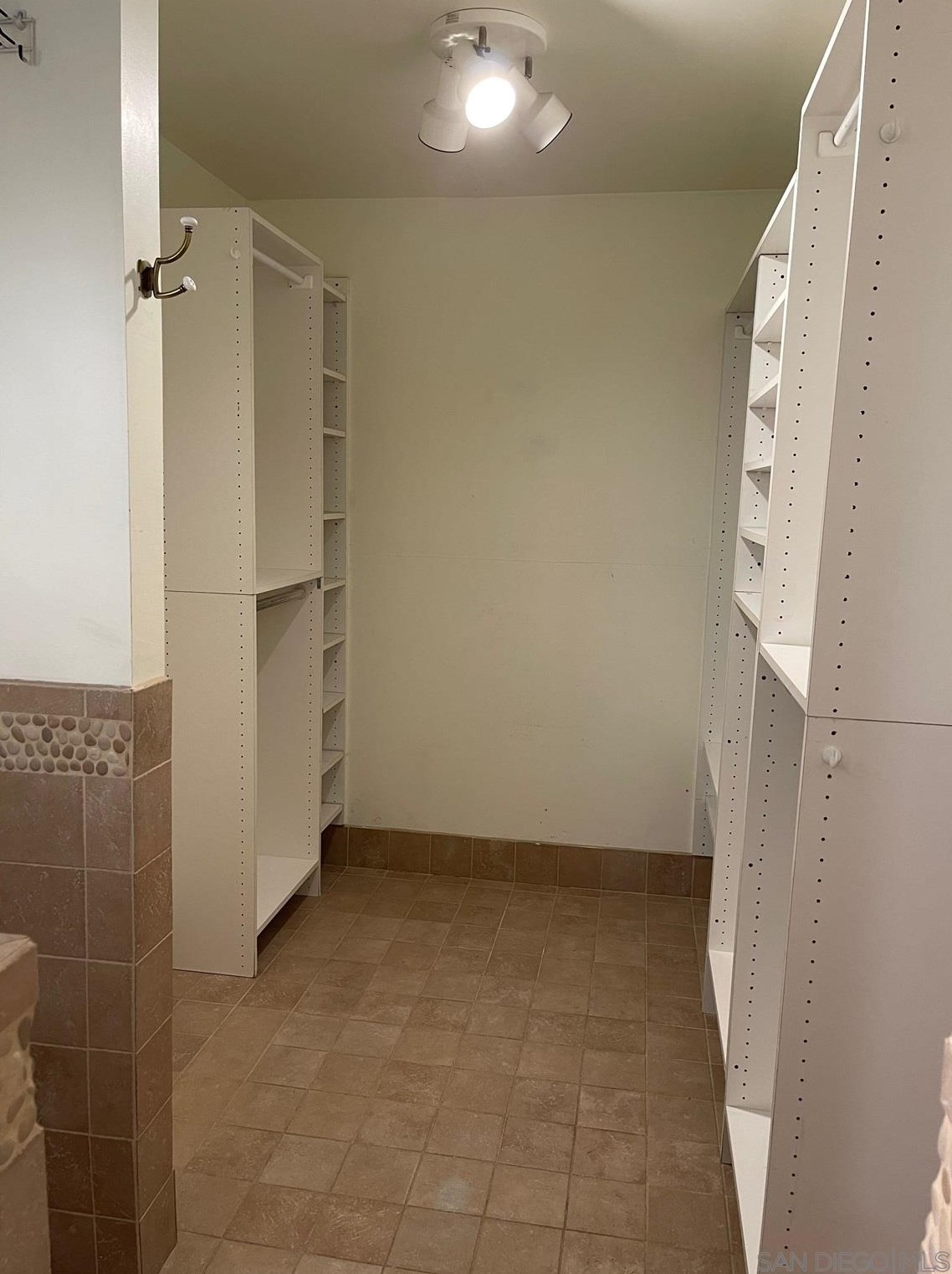 10109 Ramona Dr, Spring Valley CA  91977-1807 exterior