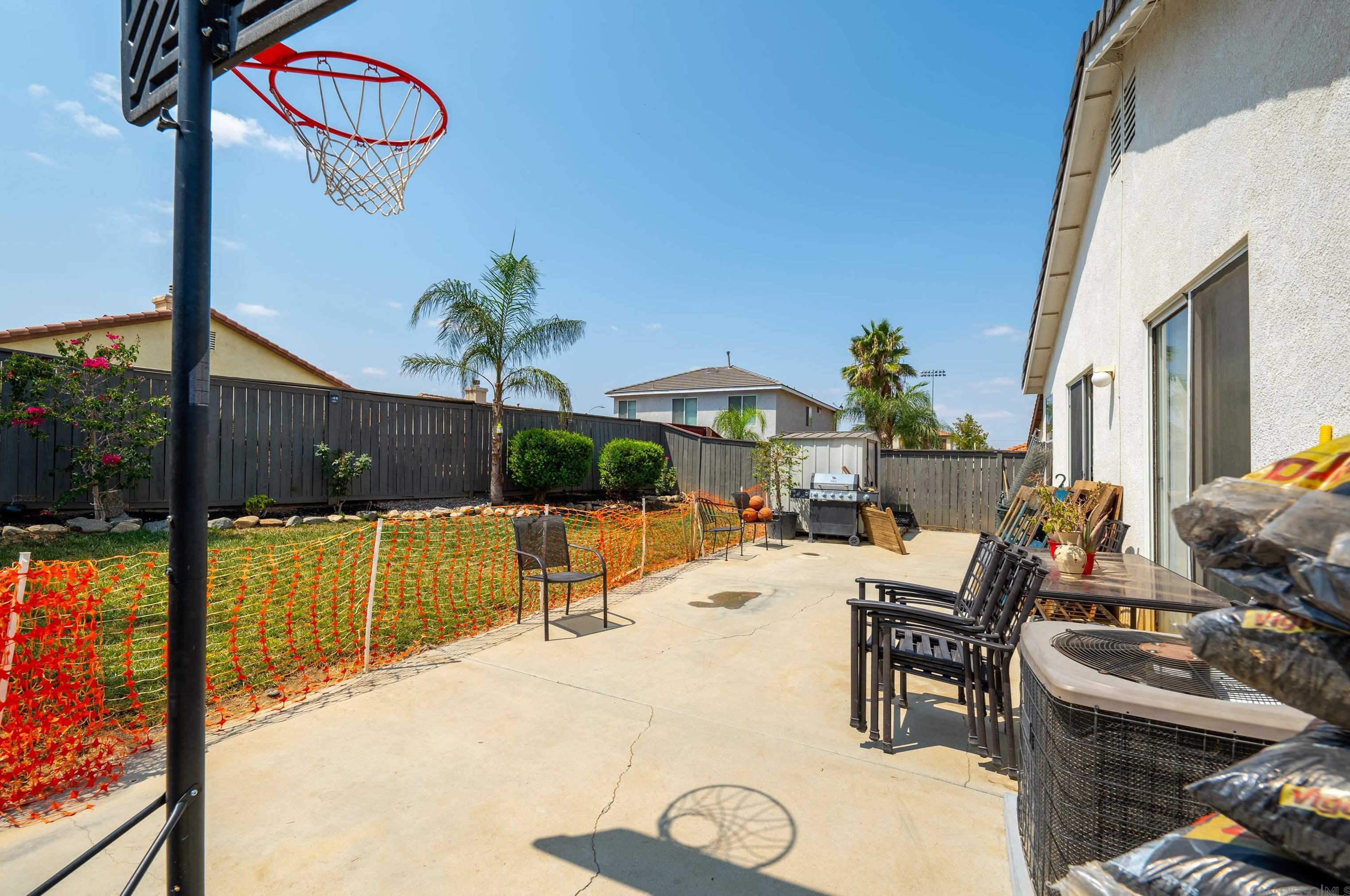 26057 Yearling Ct, Moreno Valley CA  92555-3364 exterior