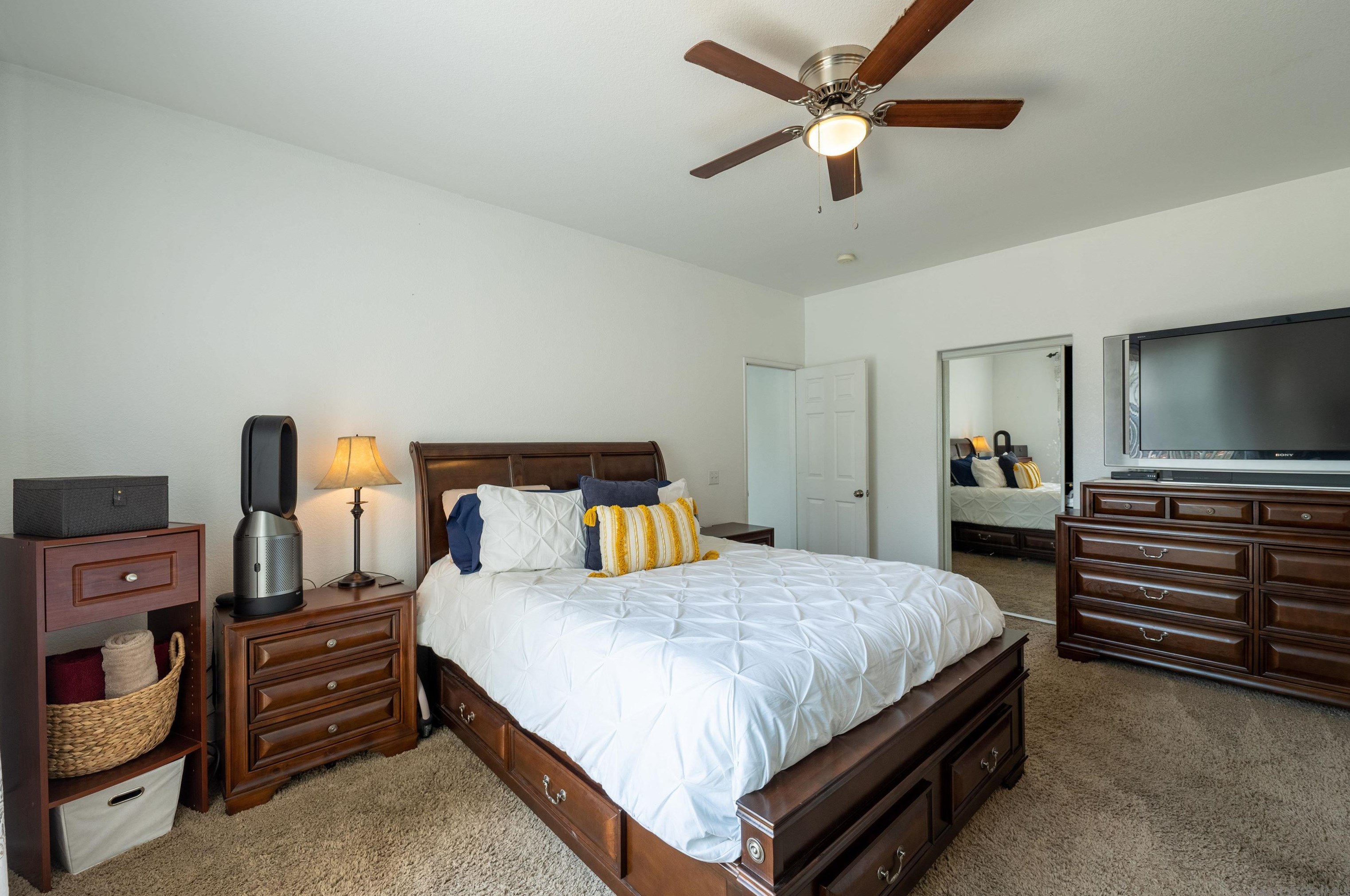 26057 Yearling Ct, Moreno Valley CA  92555-3364 exterior