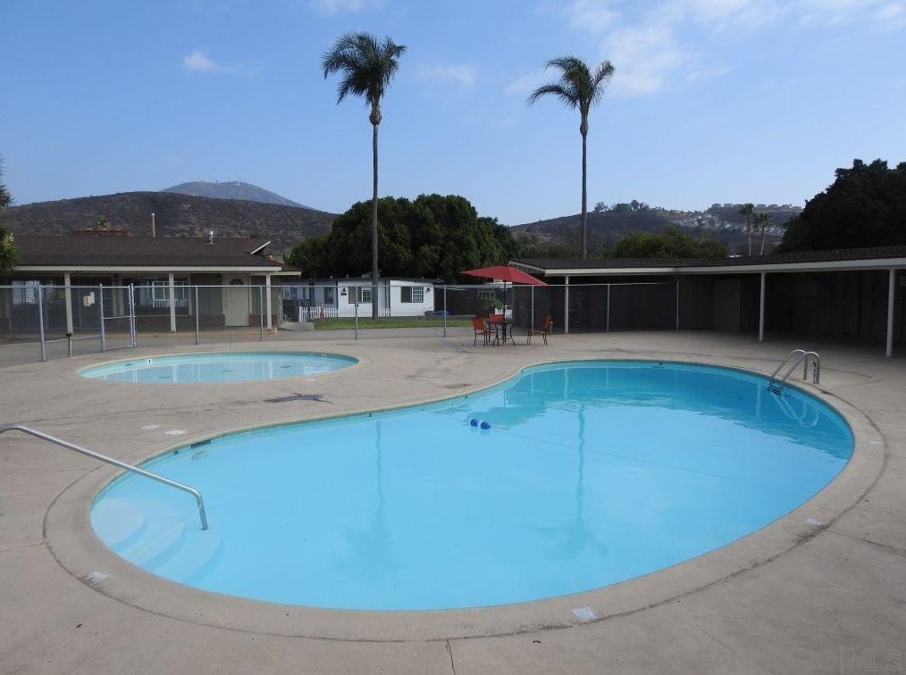 10707 Jamacha Blvd, Spring Valley CA  91978-1800 exterior