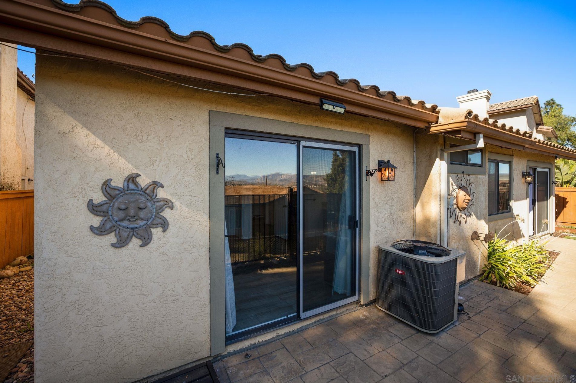 8611 Paseo Del Sol, Santee CA  92071-4015 exterior