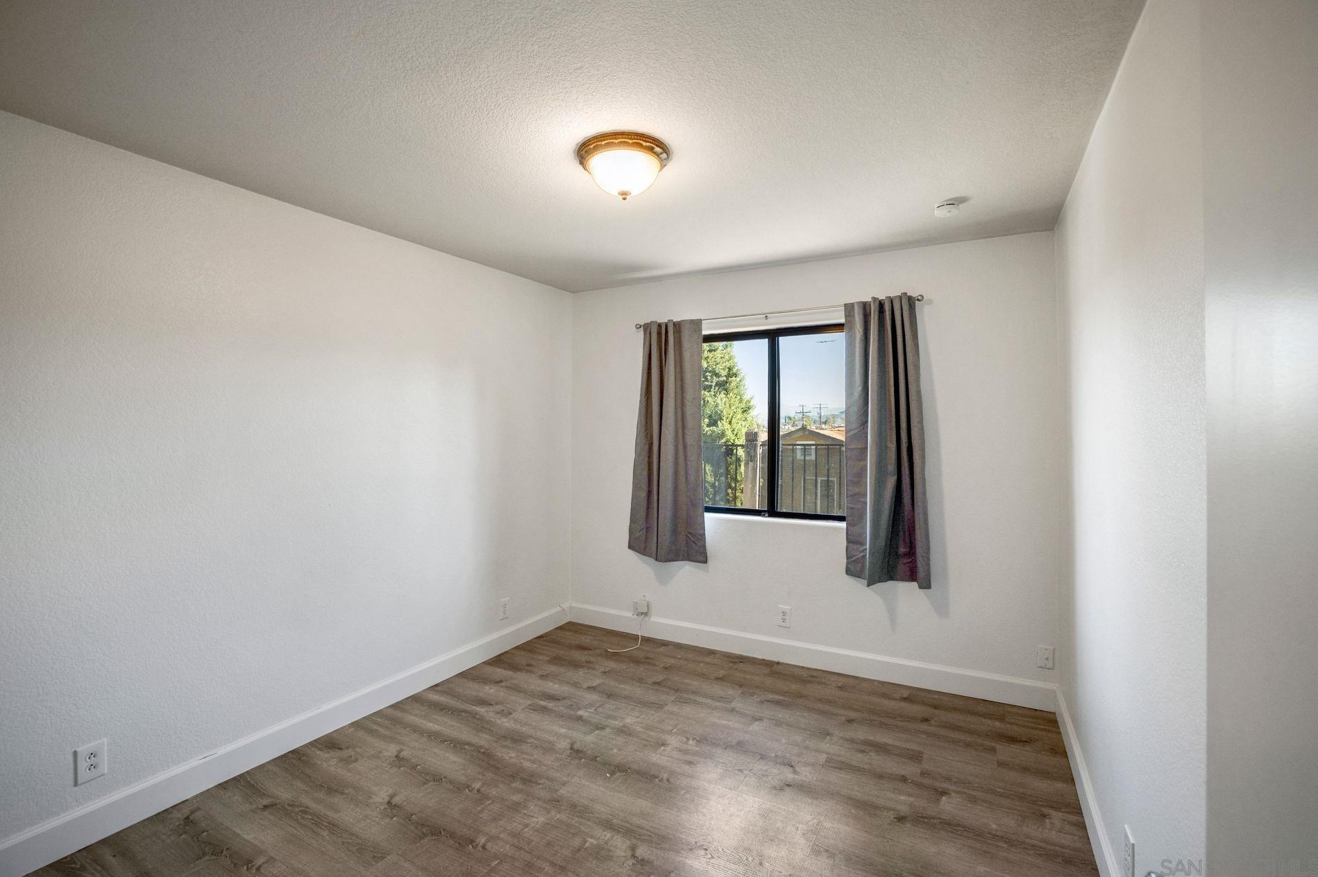 8611 Paseo Del Sol, Santee CA  92071-4015 exterior