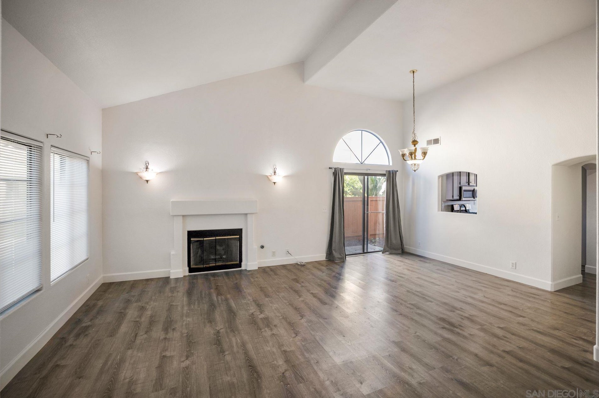 8611 Paseo Del Sol, Santee CA  92071-4015 exterior