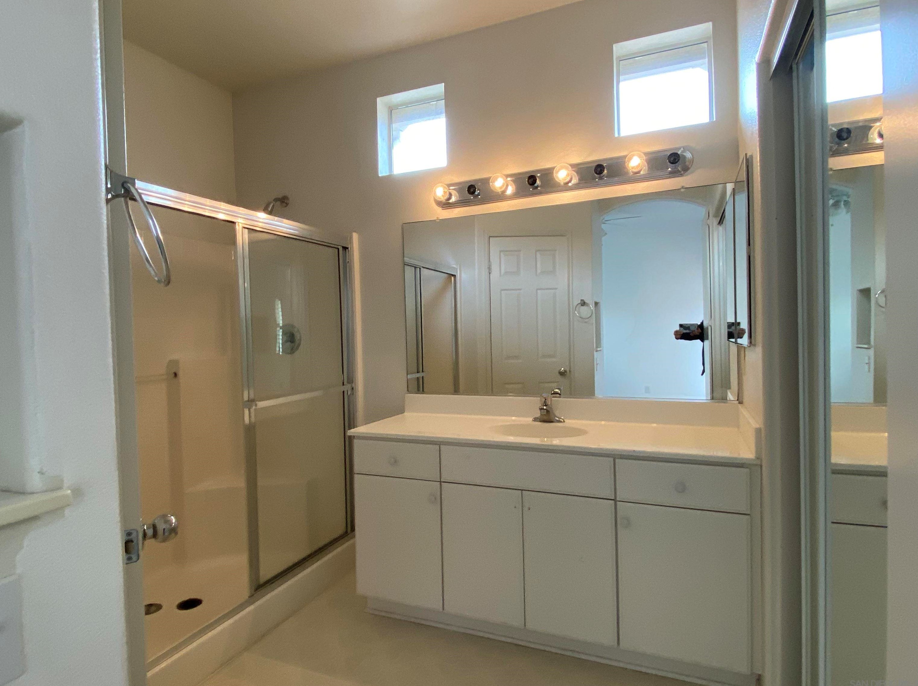 39497 Vanderbilt Ave, Murrieta CA 92563-7314 exterior