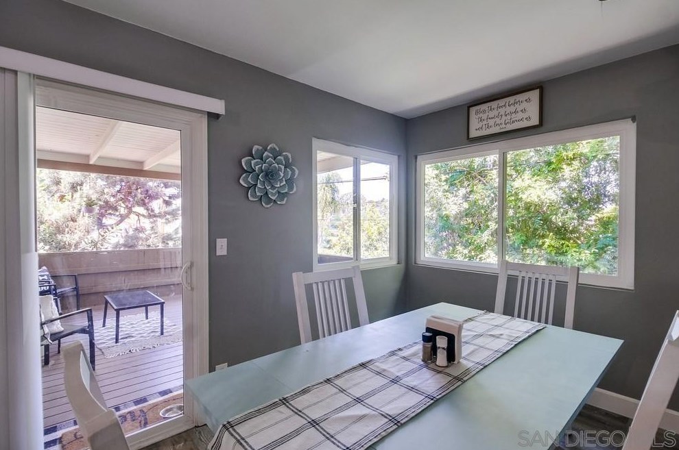 8960 Greenview Pl, Spring Valley CA  91977-1019 exterior