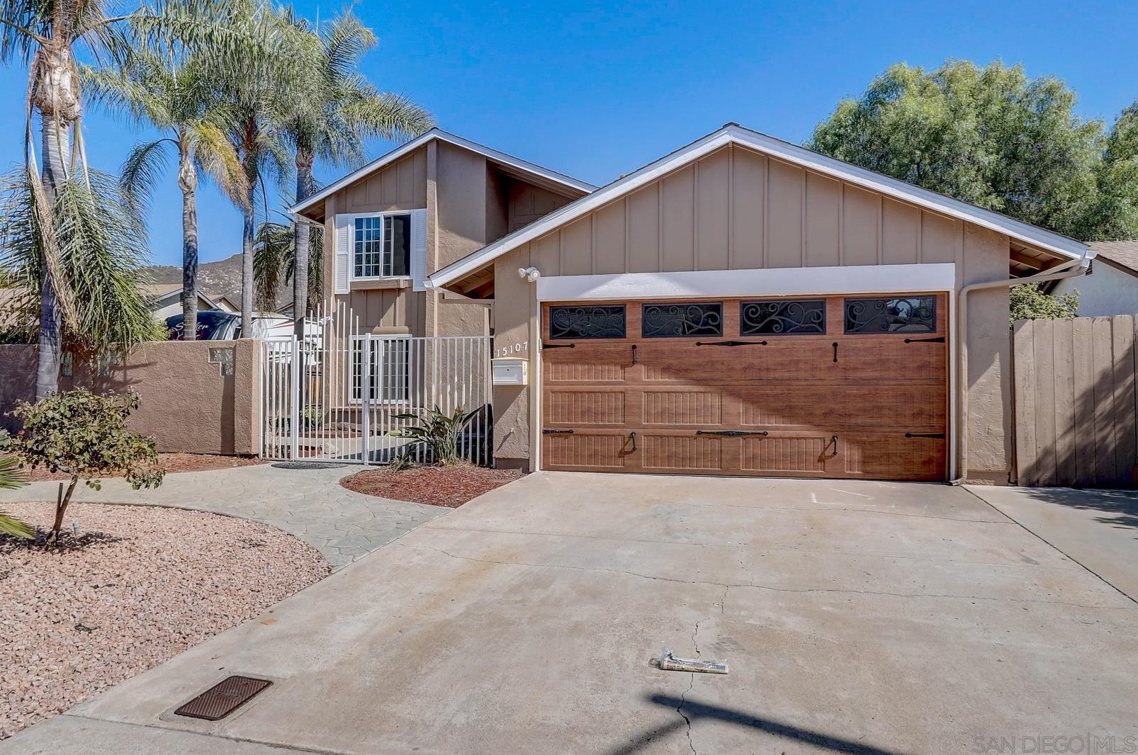 15107 Hesta St, Poway CA  92064-2609 exterior