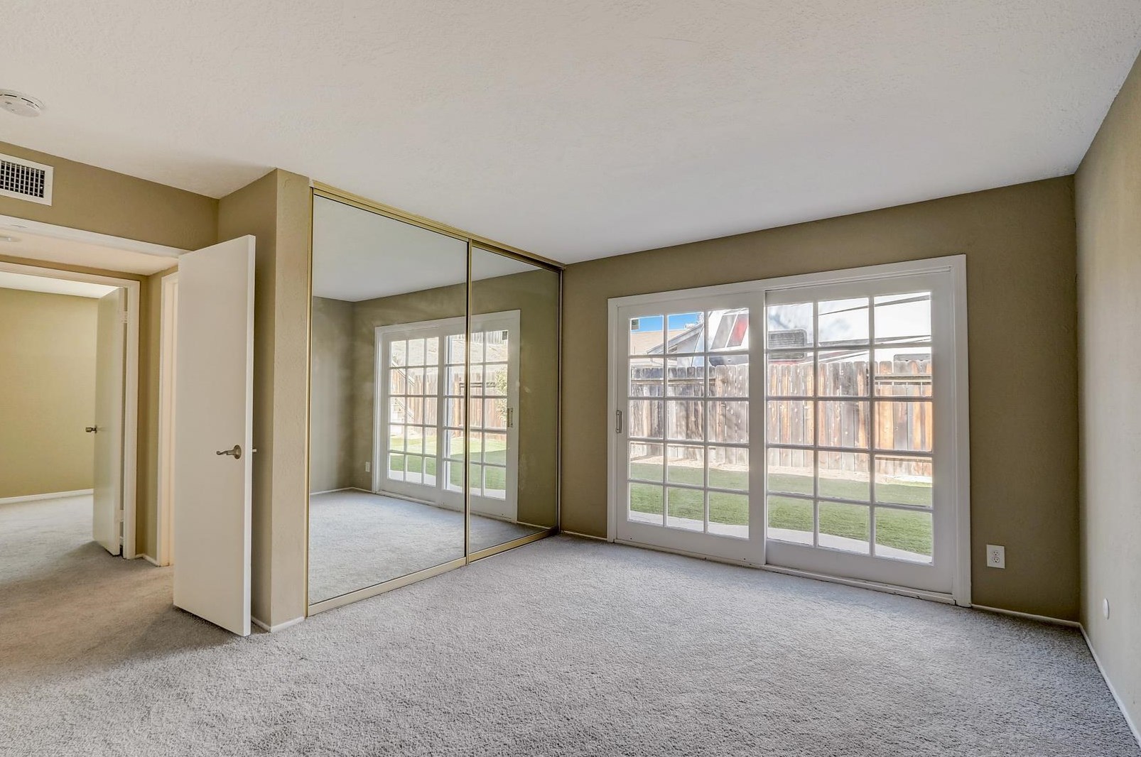 15107 Hesta St, Poway CA  92064-2609 exterior