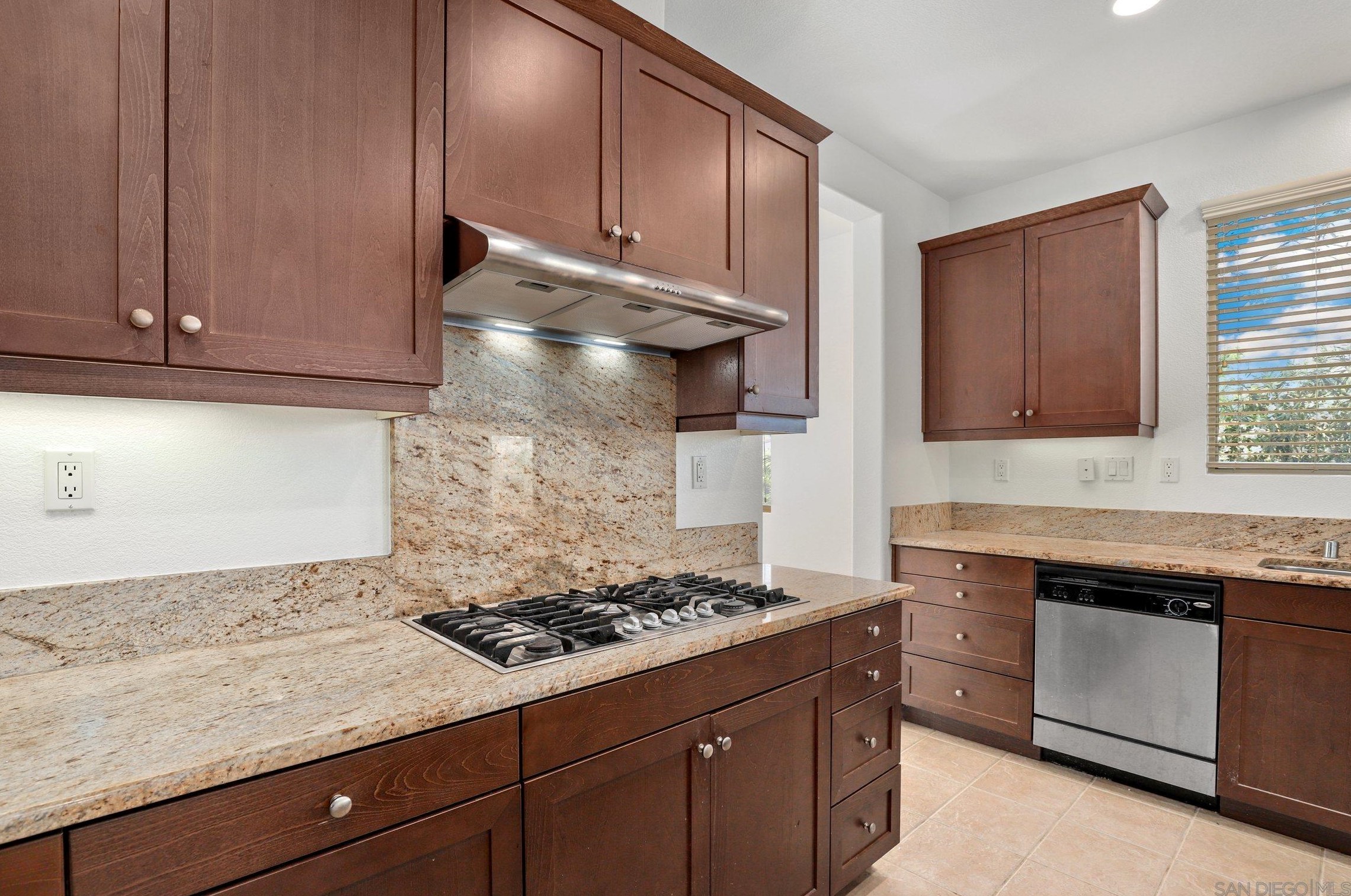 3017 Adams Ranch Ct, Chula Vista CA  91914-5321 exterior