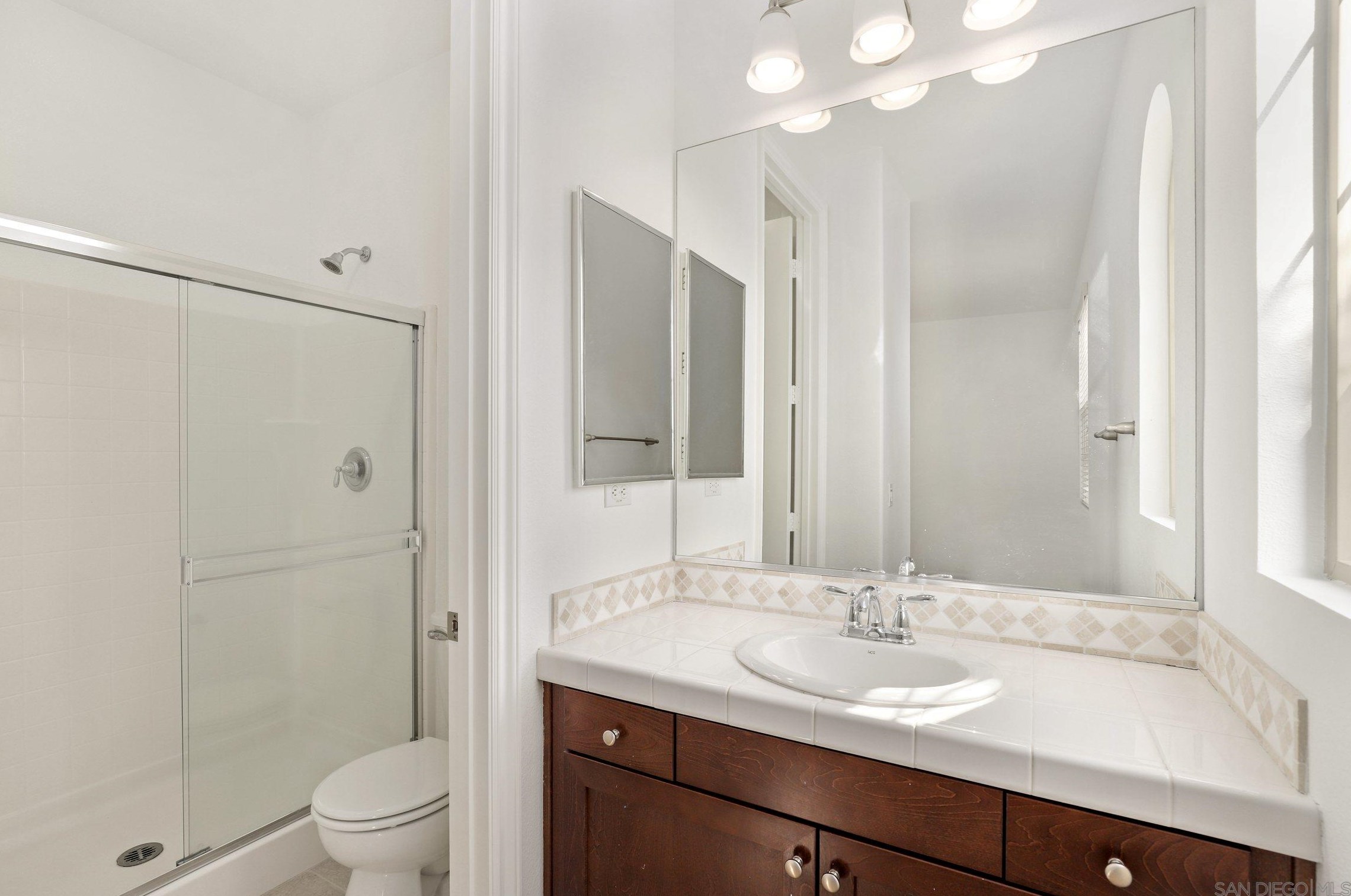 3017 Adams Ranch Ct, Chula Vista CA  91914-5321 exterior