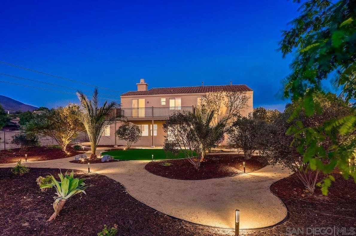 3017 Adams Ranch Ct, Chula Vista CA  91914-5321 exterior