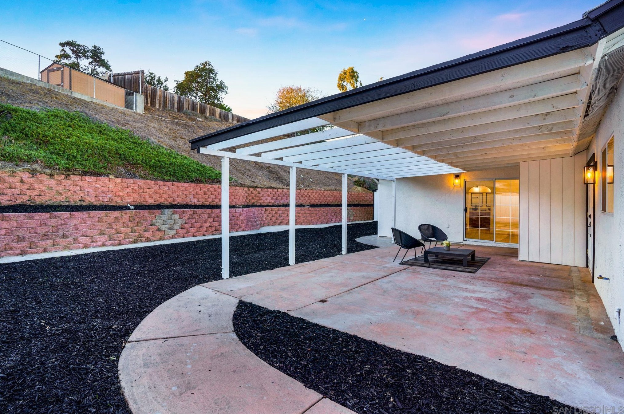 321 Spruce St, Chula Vista CA  91911-5524 exterior