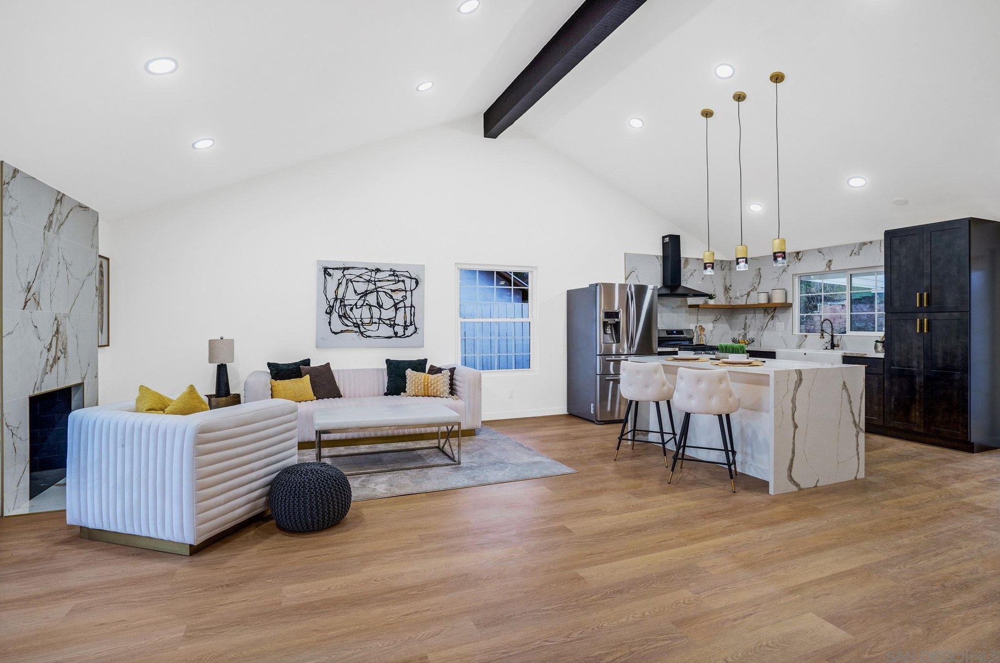 321 Spruce St, Chula Vista CA  91911-5524 exterior