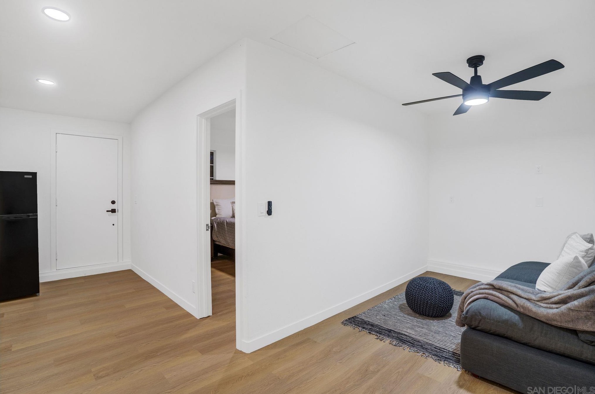 321 Spruce St, Chula Vista CA  91911-5524 exterior