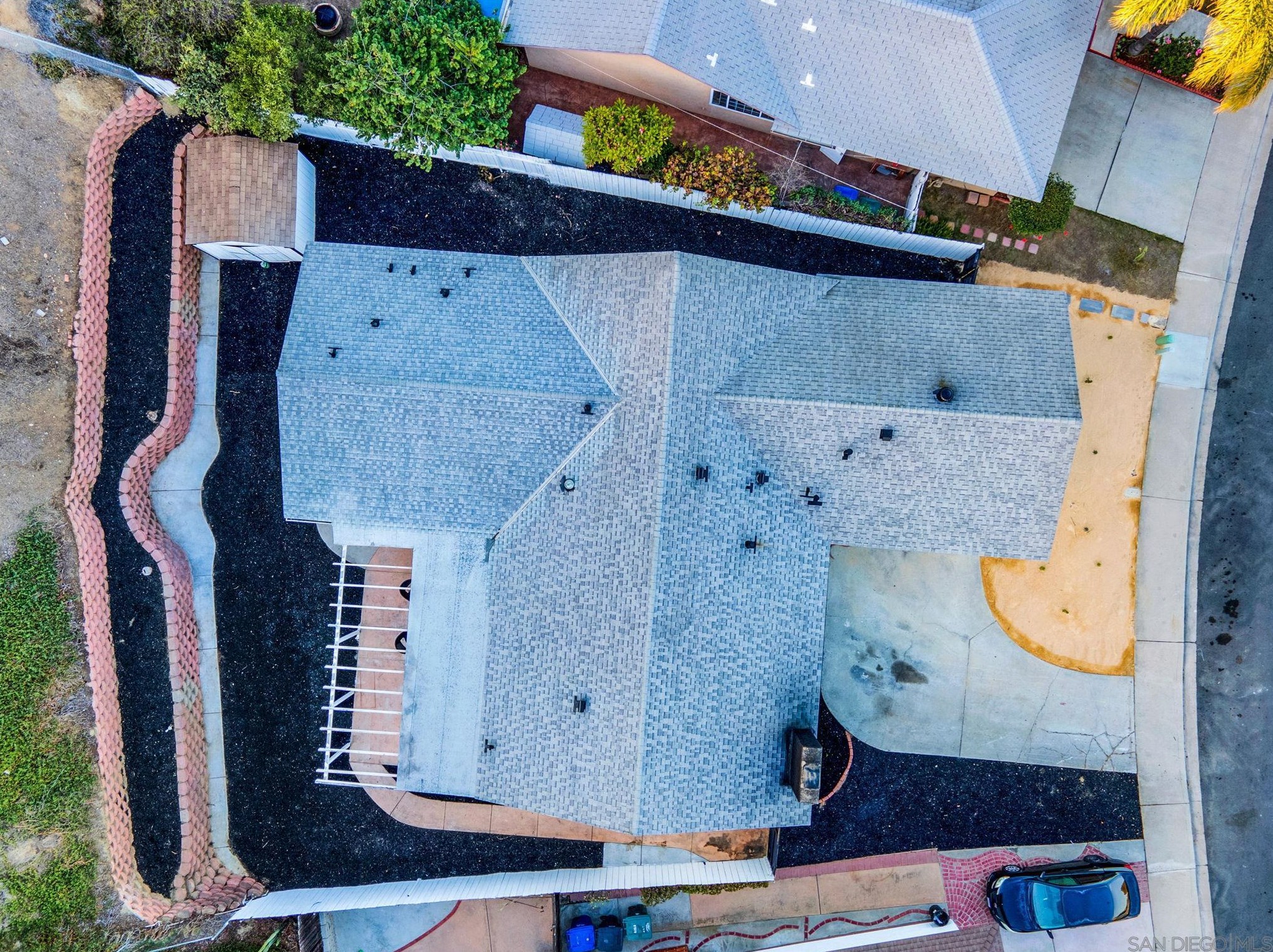 321 Spruce St, Chula Vista CA  91911-5524 exterior